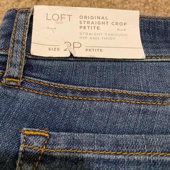NWT - Loft Outlet Straight Crop Jeans - Picture 3 of 6